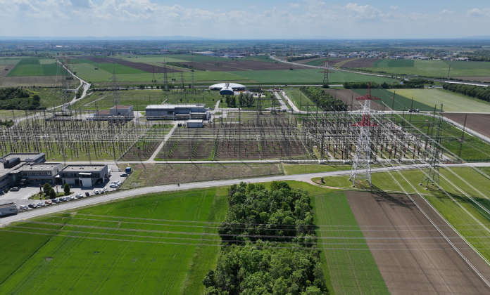 APG-Umspannwerk Wien Südost von oben
